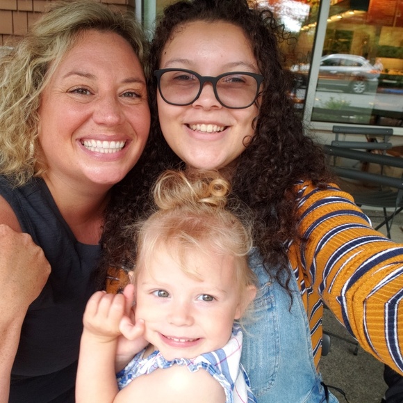 ❤️Meet your Posher, Neka! - Picture 3 of 3